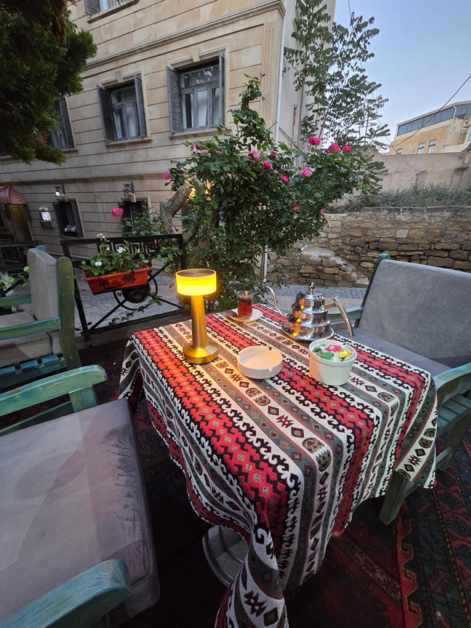 Chambers Old City Hotel Baku Extérieur photo